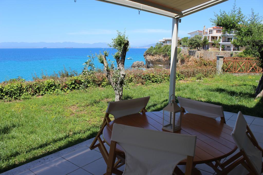 Avia Holiday Homes Room photo